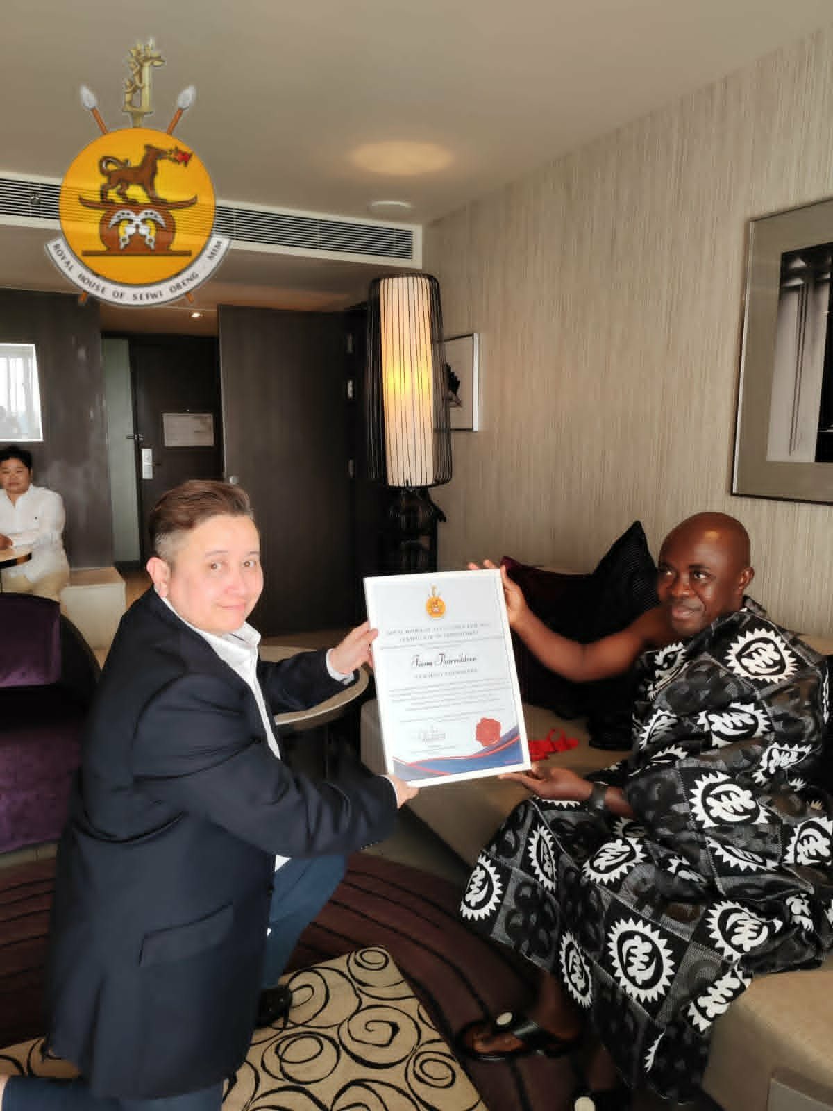 HRH Oheneba conferring a certificate of appointment
